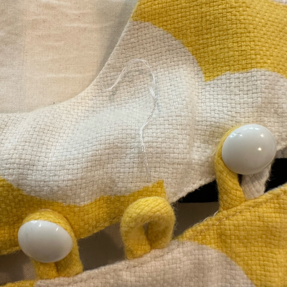 Lilly Pulitzer Linen Shift Dress Yellow Polka Dot Mod Buttons Sleeveless Sz 8 - Picture 5 of 7